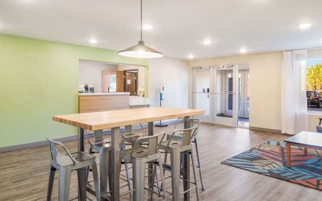 WoodSpring Suites Jacksonville Baymeadows