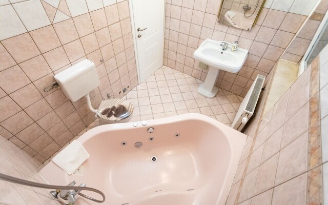 Rubina Rooms