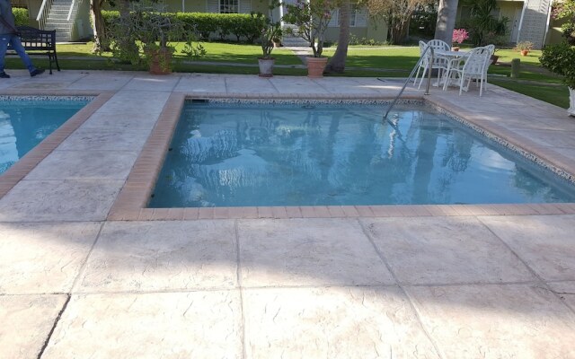 Montego Bay Palms I