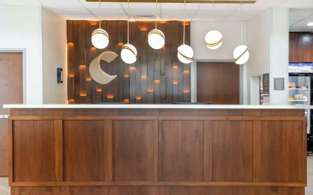 Comfort Inn & Suites Huntsville Near University