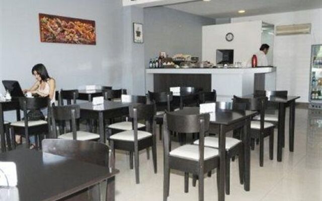 Soltigua Apart Hotel Mendoza