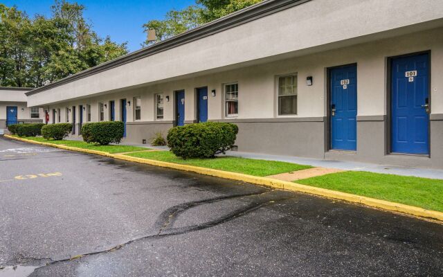 Motel 6 Tinton Falls, NJ – Neptune