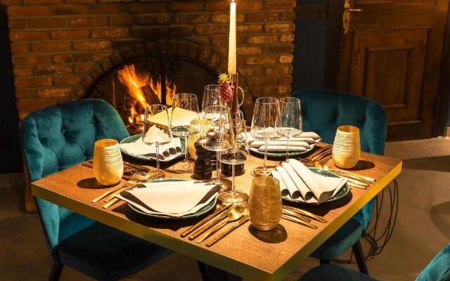 Meinsbur Boutique Hotel