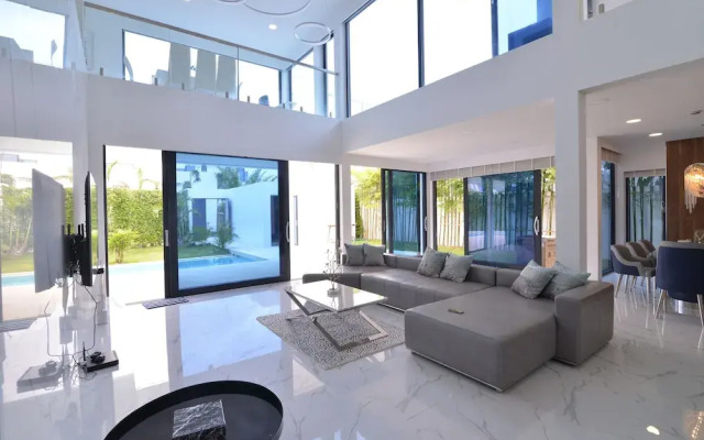Private Pool Villa in Central Pattaya - Palma2