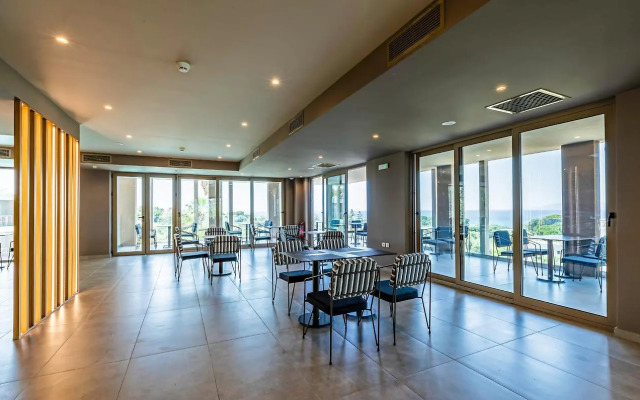 White Olive Premium Lindos - All Inclusive