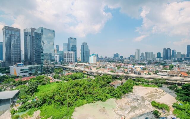 Nice and Elegant Studio at Ciputra World 2 Apartment