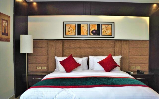 Petra Canyon Hotel