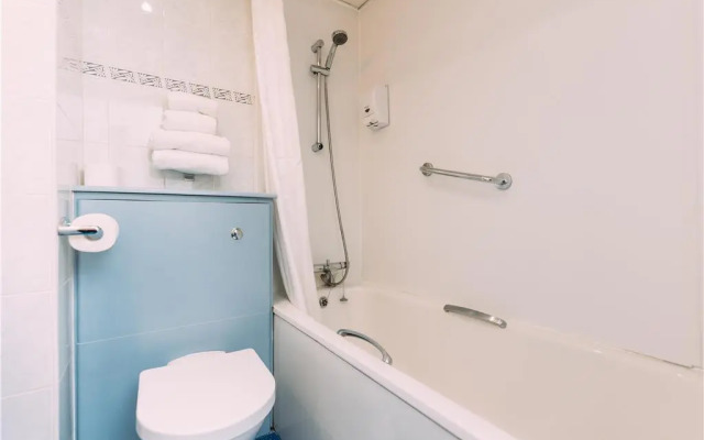 Travelodge Belfast Central