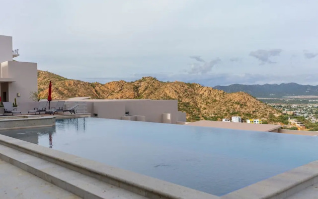 Cascadas de Pedregal 712 3 BR by Casago