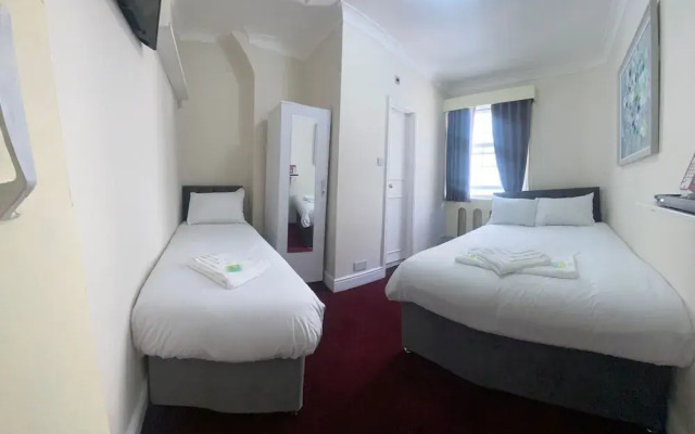 OYO Oban Victoria Hotel