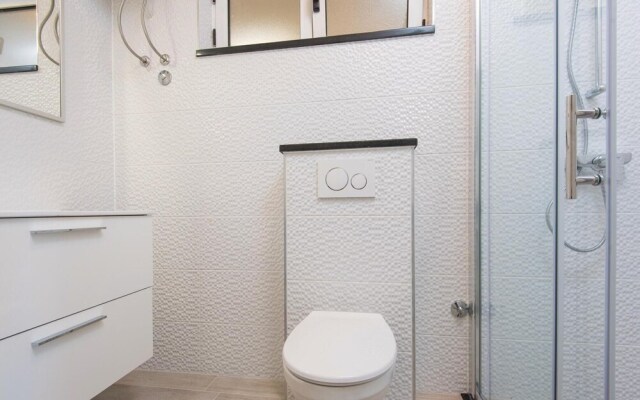 Awesome Home in Sreser with Hot Tub, WiFi & 4 Bedrooms