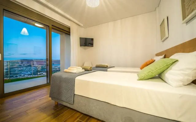 Villa Con Vista- Heated Pool 4 bdr Sleeps 8