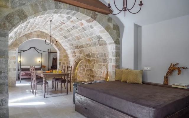 Spanish Knights Inn
