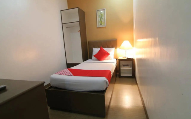OYO 106 24H City Hotel