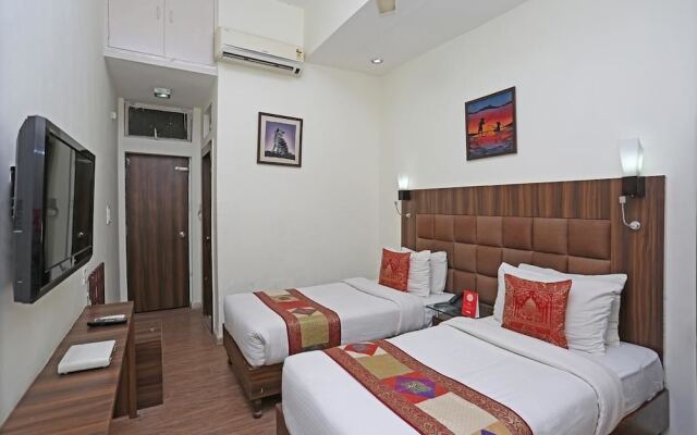 Crown Courtyard By Naavagat