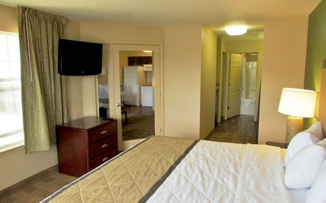 Extended Stay America Suites Dallas Las Colinas Green Park D