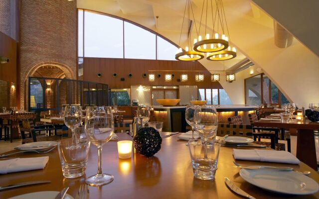 The Westin Sohna Resort & Spa