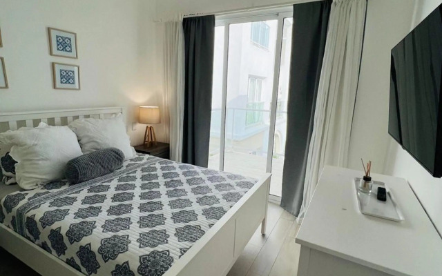 Cozy 1BDR with Pool Golf View at Cana Pearl