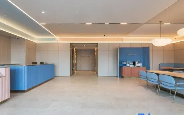 HanTing Hotel (Nanchang East China University of Technology)