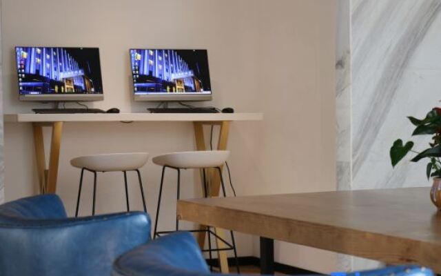 Voyage International Hotel