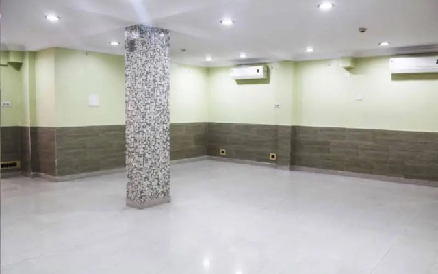 Hotel Arya International