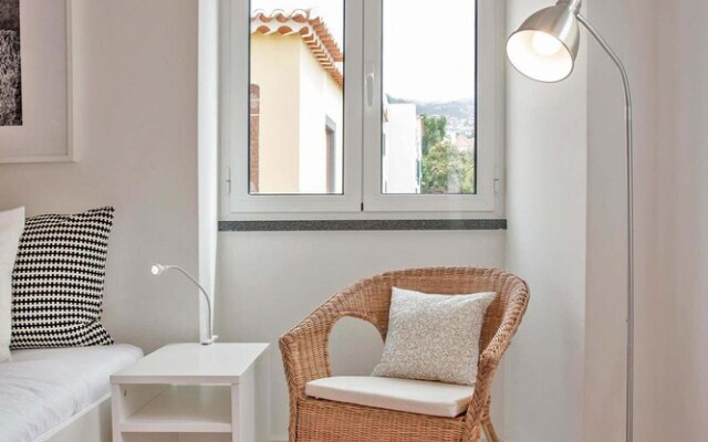 Zona Velha II by An Island Apart