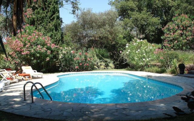 Tasteful Villa in Frejus With Private Swimming Pool
