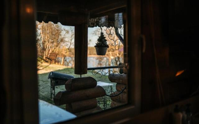 Väikesaare Guest House