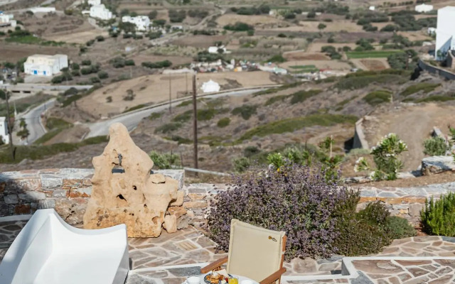 Castello Amorgos Suites