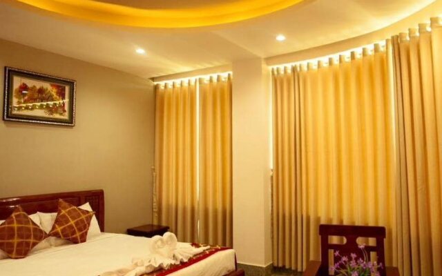 Hoang Vu Bien Ho Hotel