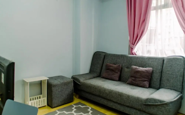 Warm And Nice 1Br At Green Bay Pluit Apartment