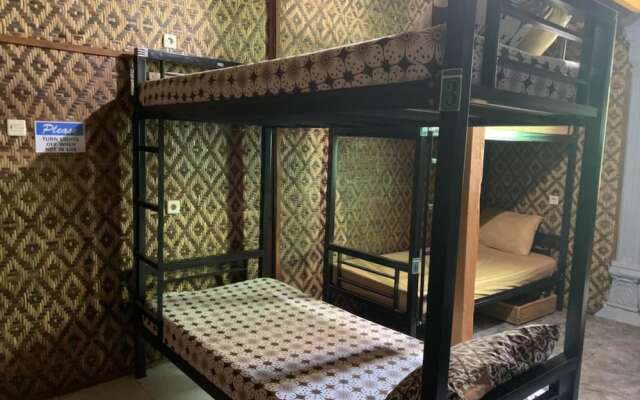 Bilik Bamboo - Hostel