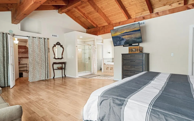 Stonehouse Retreat