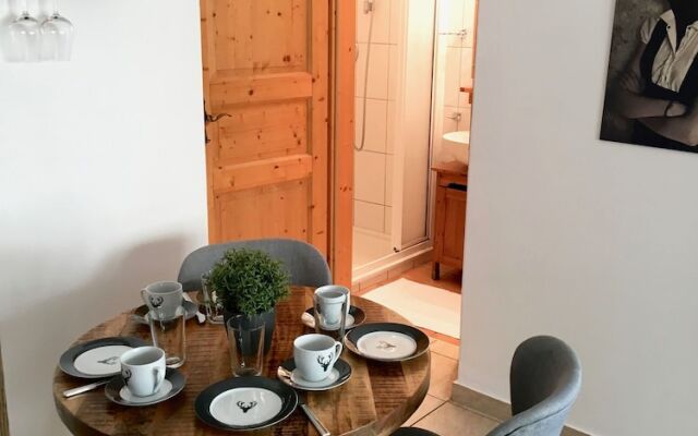Belle Kitz Apartment 3
