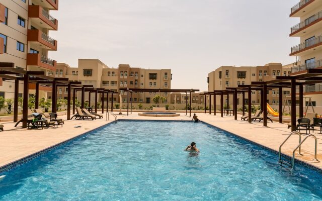 One Perfect Stay - Al Furjan