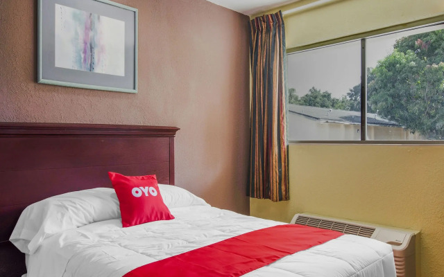 OYO Superior Budget Inn Bartow