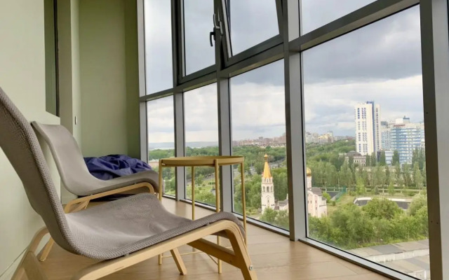 Aparts Pro (Апартс Про) на улице Ново-Садовая 201Б