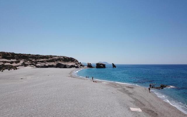 Petra-Mare 2