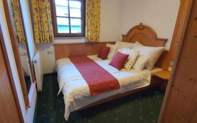 Schlosserhaus Appartements