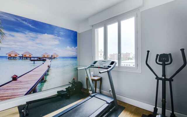 Brit Hotel Le Royal - Troyes