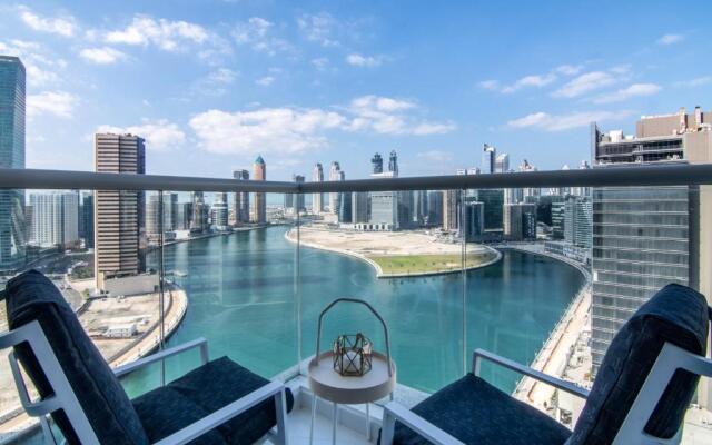 The Smart Concierge - Damac Maison Prive
