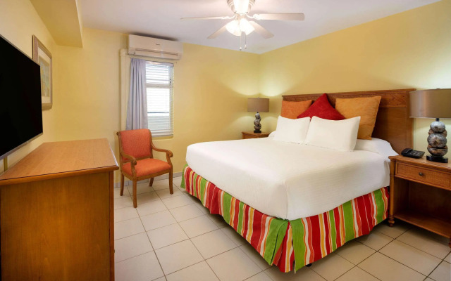 The Atrium Beach Resort and Spa, Ascend Hotel Collection