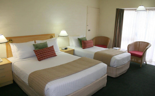 Grand Country Lodge Motel