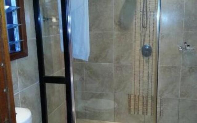 Hotel Planet Hollybum