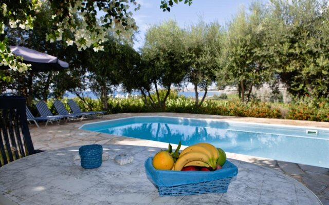 Banana Sunset Villas
