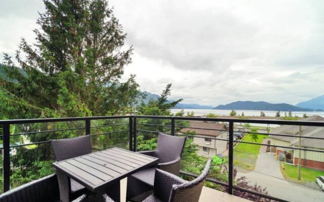 Penthouse Lake Home 3BR Amazing View