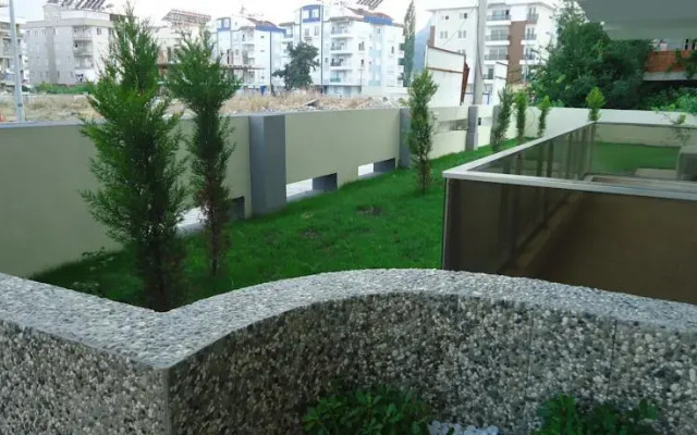 Megaron Residence