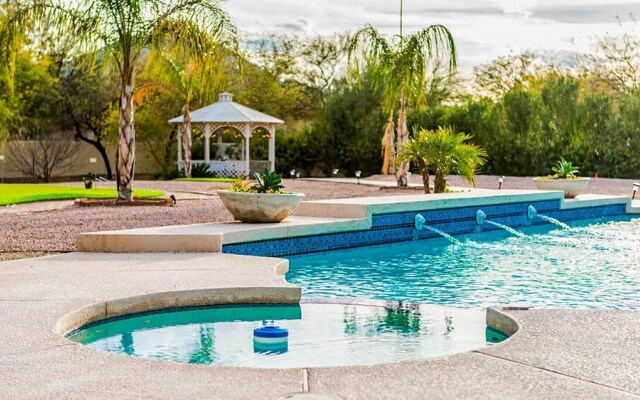 Paradise Valley by AvantStay