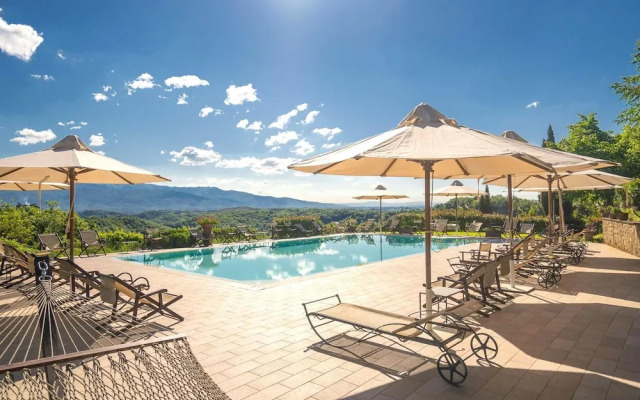 Cosy Holiday Home in Figline Valdarno With Garden