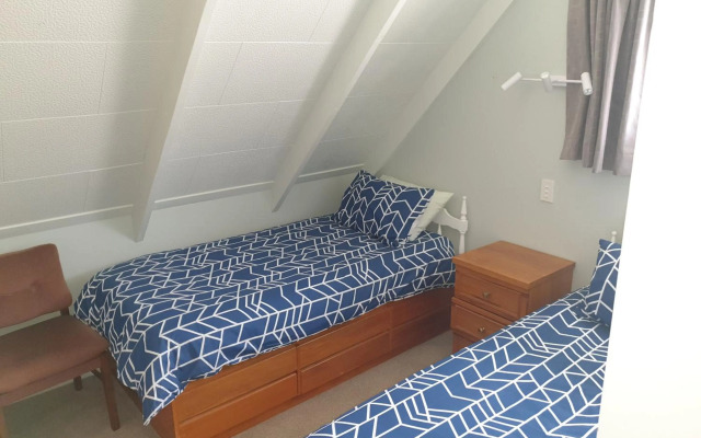 MacDonalds Rest - Hahei beach house